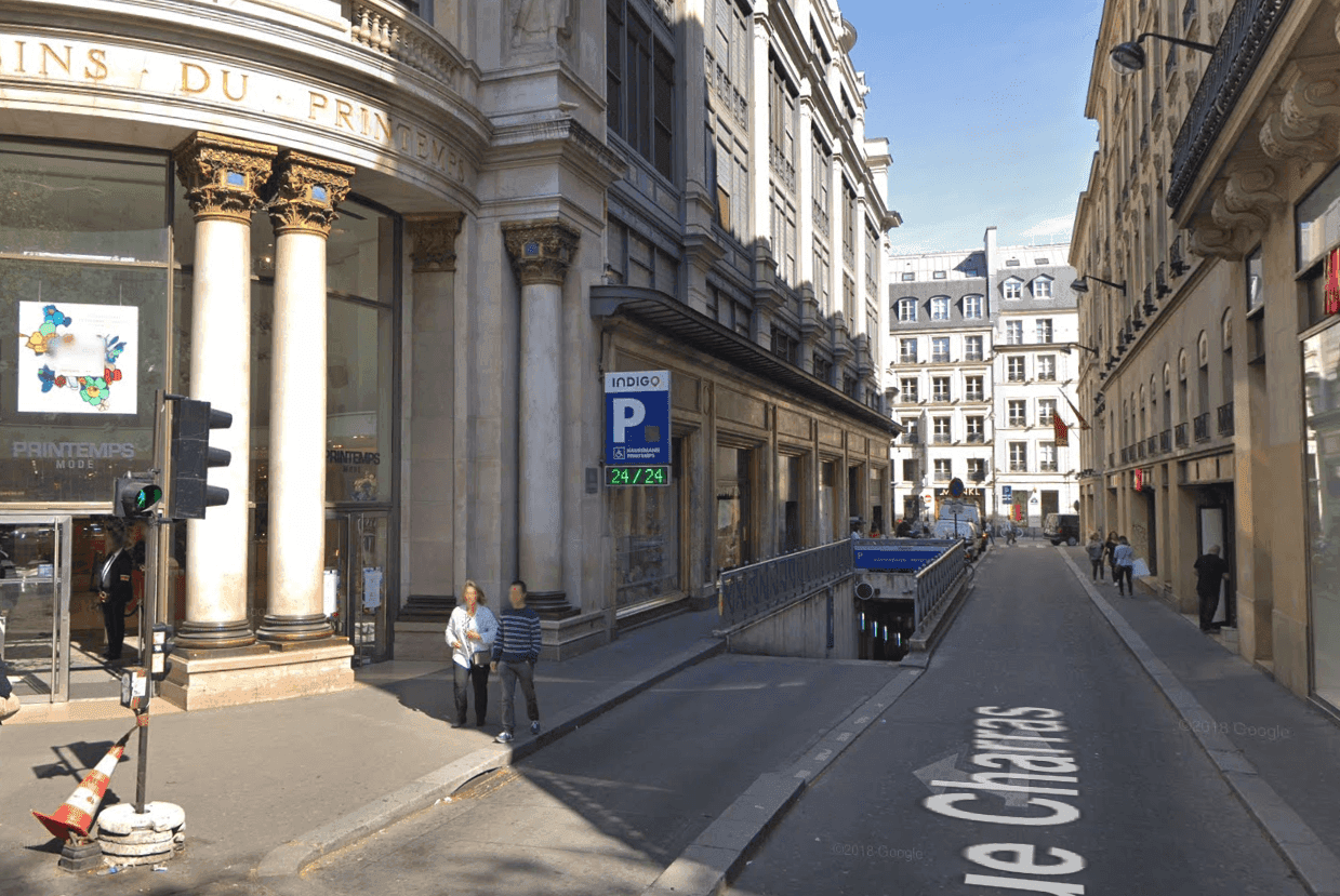 Photo of the INDIGO Haussmann Printemps car park in Paris